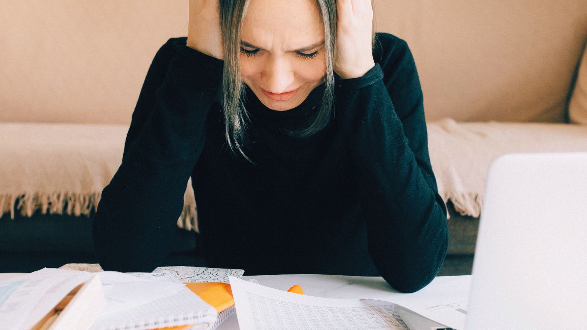 Como Sair das Dívidas sem se Sobrecarregar